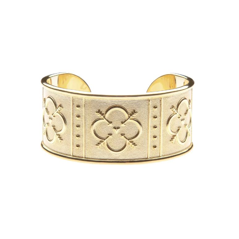 love quatrefoil cuff