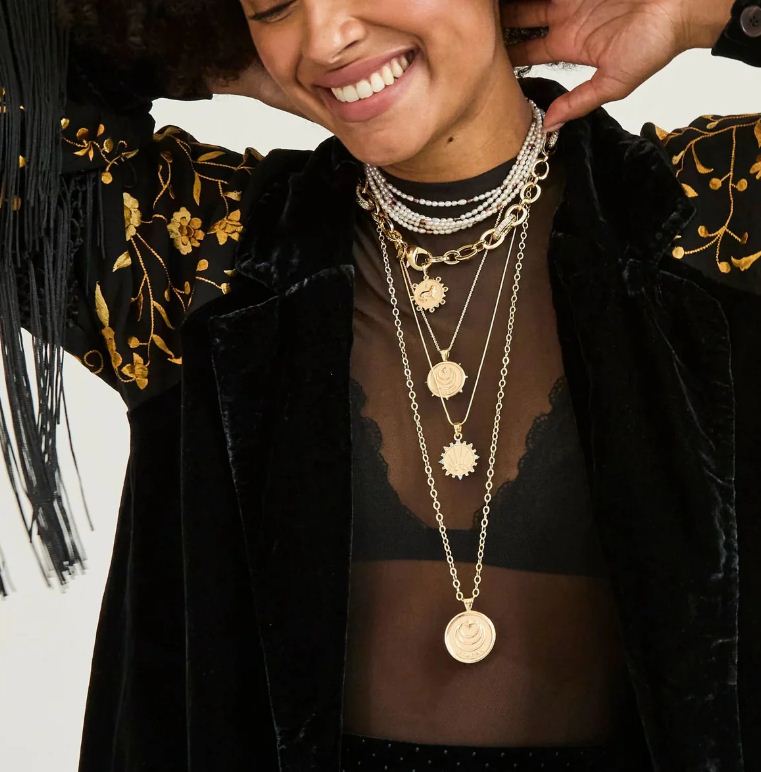 courage petite embellished coin 16 18" satellite chain