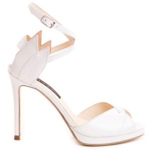 pearl white flowers sandal